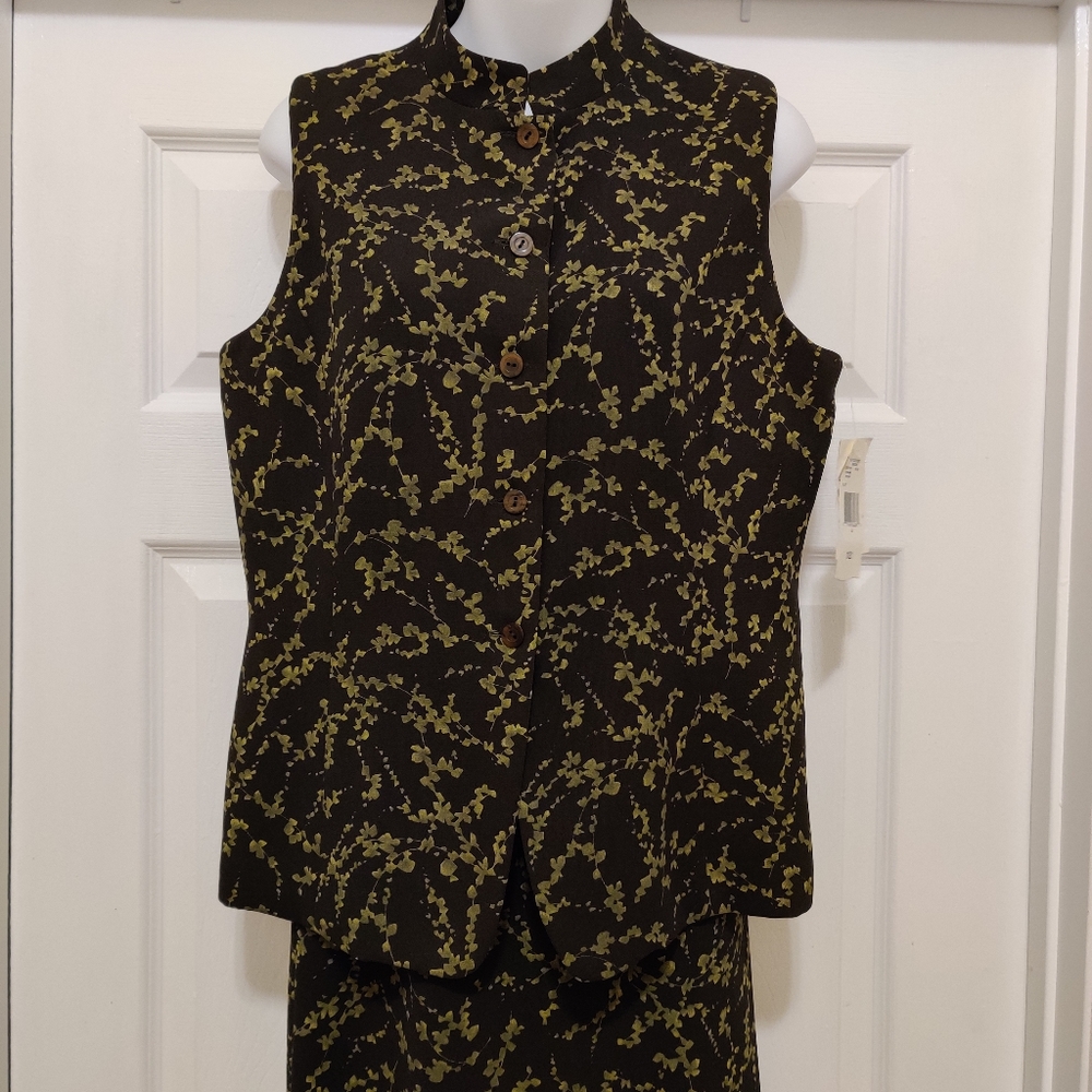 Jones New York Suit Vest and Skirt Size 12